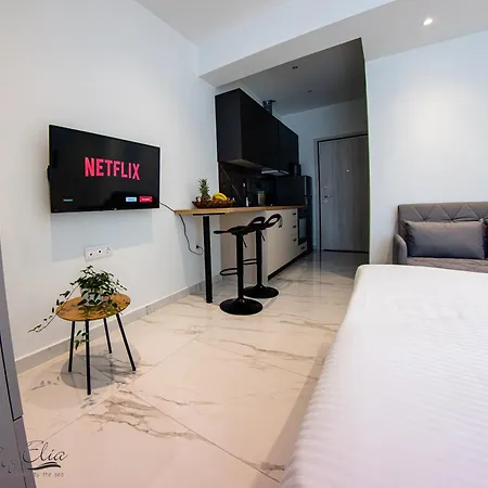 Sofelia Elegant * Неа-Миханиона