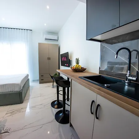 Sofelia Elegant Апартаменты *