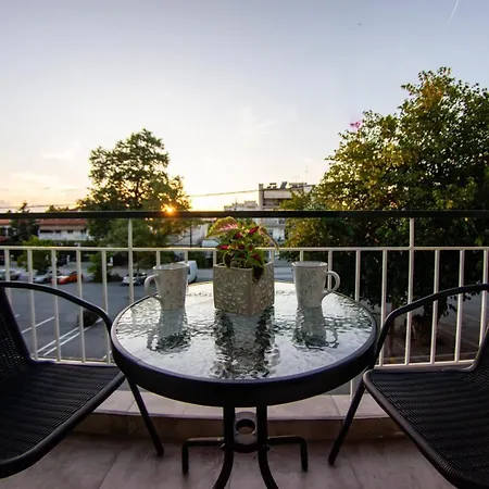 Sofelia Elegant Неа-Миханиона